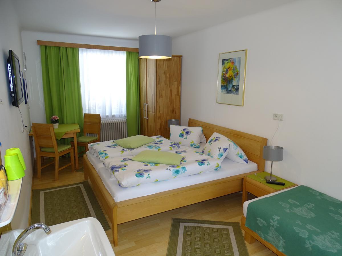 Pension Bayrhammer Faistenau Exterior photo